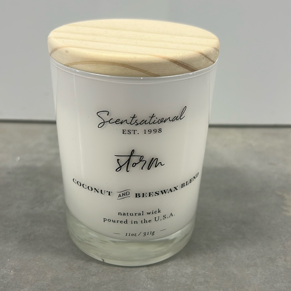 Scentsational Candle Storm  Glass Jar 11 Oz Coconut Beeswax New